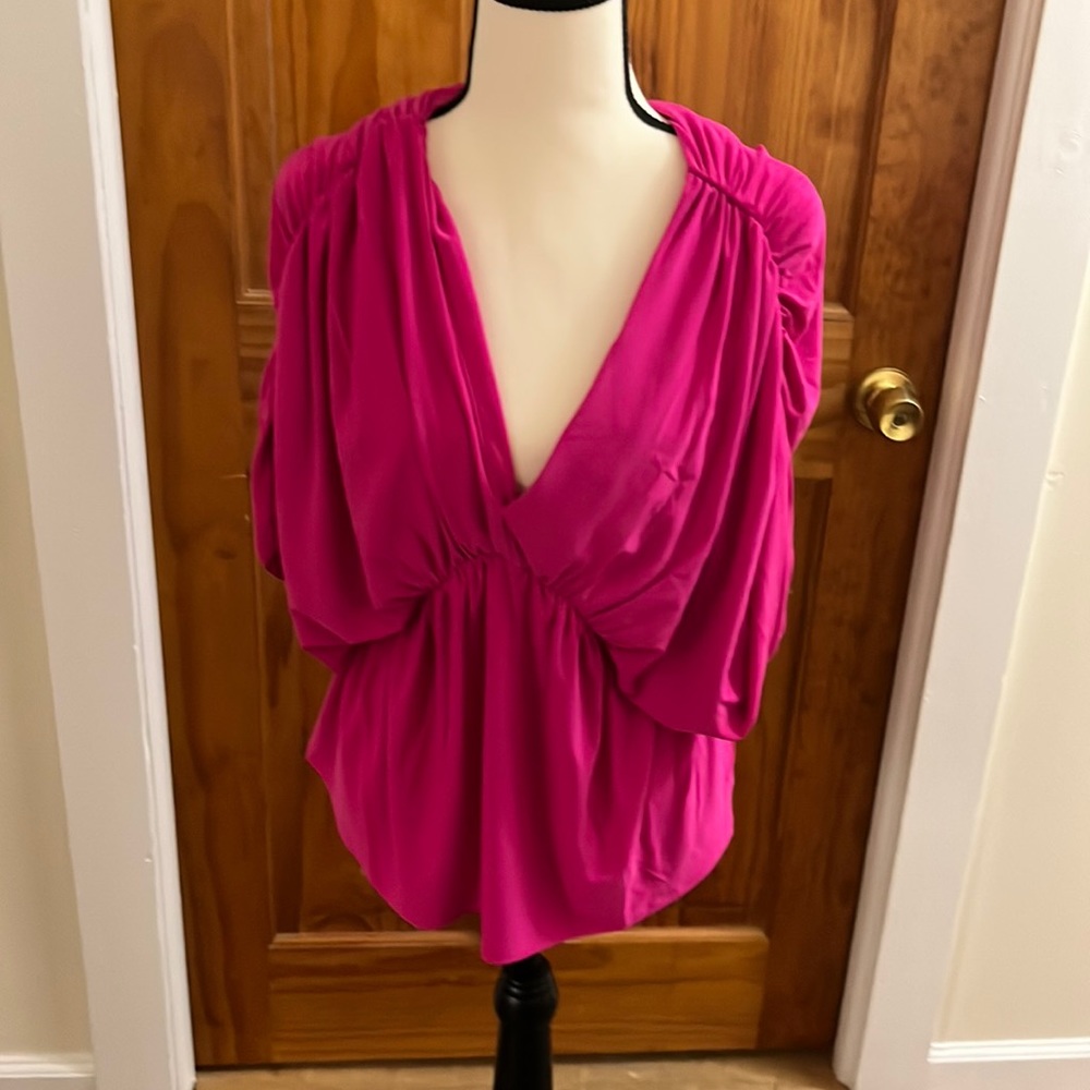 Fushia Pink Express Top NWT size small